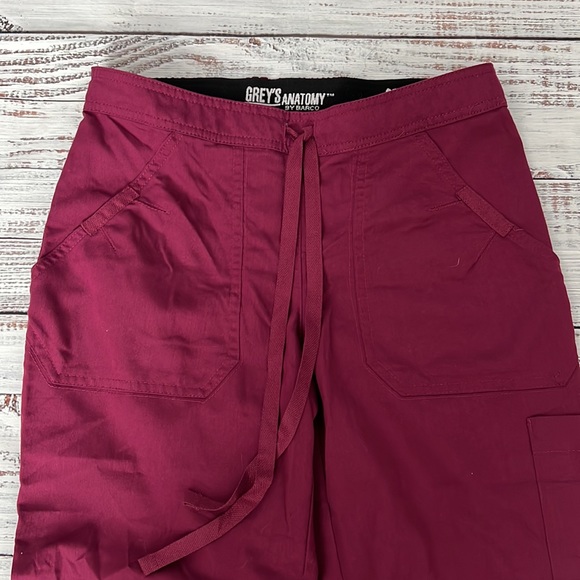 Grey’s Anatomy Scrubs - NWOT tags - Picture 5 of 11